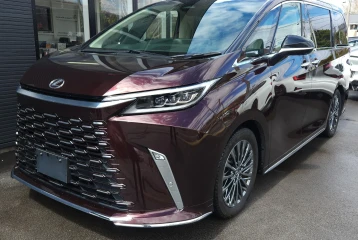 Lexus LM 500h Version L, 2025