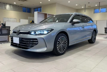 Volkswagen Passat eTSI Elegance, 2025