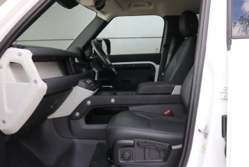 Land Rover Defender D300 S, 2023