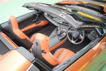 BMW i8 Roadster, 2021