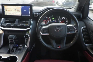 Toyota Land Cruiser 300 GR Sports, 2023