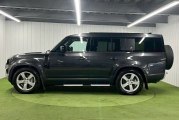 Land Rover Defender D300 First Edition, 2023