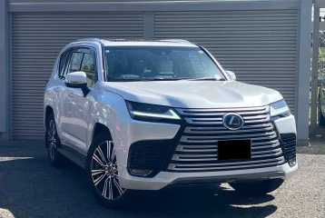 Lexus LX 600 7-seater, 2024