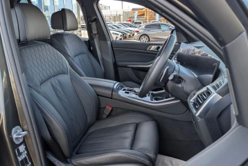 BMW X5 xDrive 40d M Sport, 2025