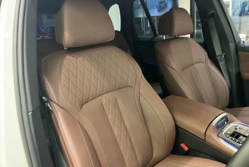 BMW X5 xDrive 40d M Sport, 2025