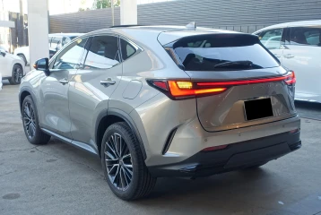 Lexus NX 350h Version L, 2023