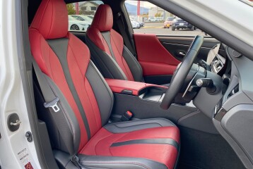 Lexus ES 300h F Sport, 2023