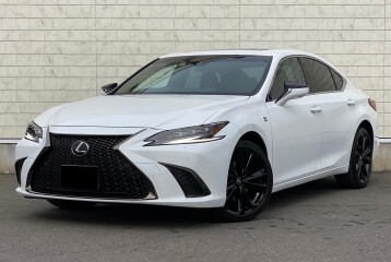 Lexus ES 300h F Sport, 2023
