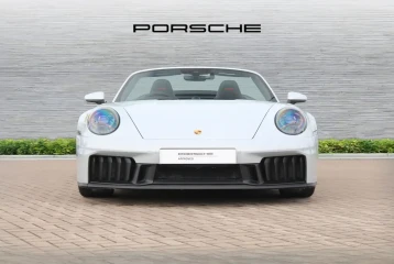Porsche 911 Carrera 4 GTS, 2026