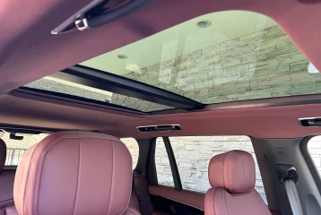 Land Rover Range Rover HSE P440e Long Wheelbase, 2023