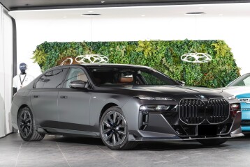 BMW 7 series 740i M Sport, 2025