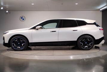 BMW iX xDrive50, 2023