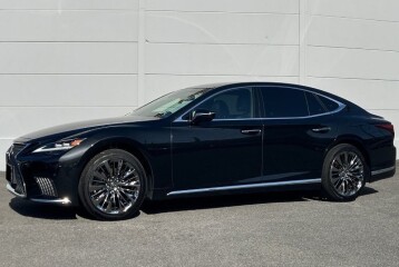 Lexus LS , 2023
