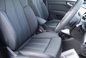 Audi Q4 e-tron 45 S Line, 2025