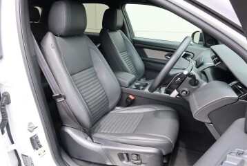 Land Rover Discovery Sport , 2024
