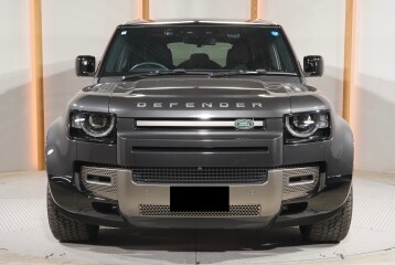 Land Rover Defender D300 X-Dynamic SE, 2024