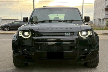 Land Rover Defender D300, 2023
