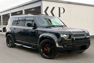 Land Rover Defender D300, 2023