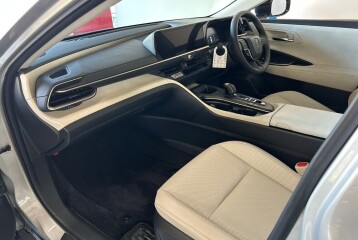 Toyota Crown Sport Hybrid G, 2023