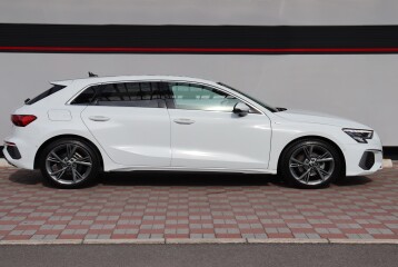 Audi A3 30 TFSI, 2023