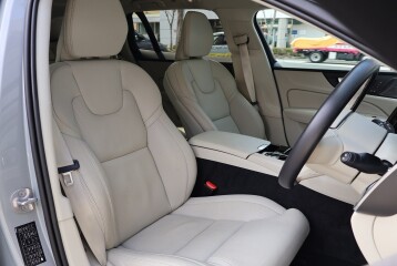 Volvo V60 Recharge Ultimate T6, 2024
