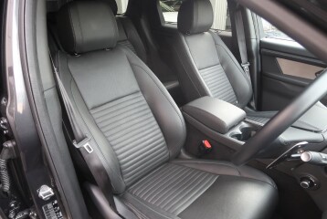 Land Rover Discovery Sport P300e, 2024