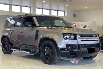 Land Rover Defender D300, 2023