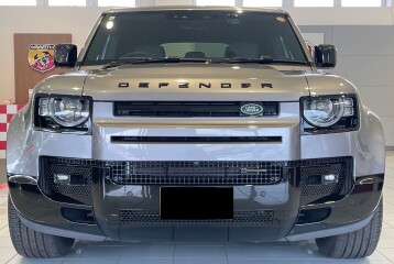 Land Rover Defender D300, 2023