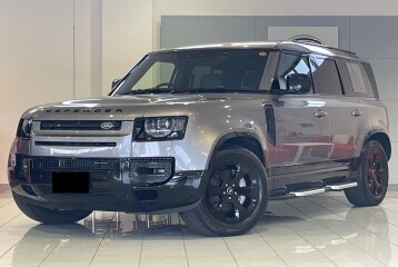 Land Rover Defender D300, 2023