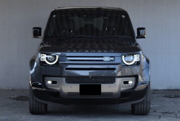 Land Rover Defender P525, 2023