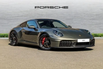 Porsche 911 Carrera 4 GTS, 2026