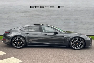 Porsche Panamera , 2026