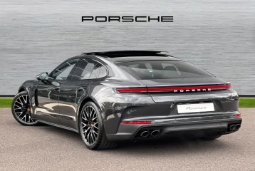 Porsche Panamera , 2026