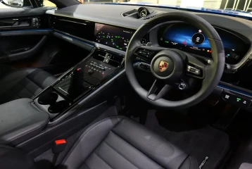Porsche Panamera 4, 2026