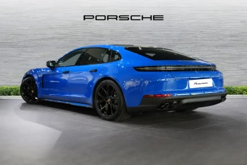 Porsche Panamera 4, 2026