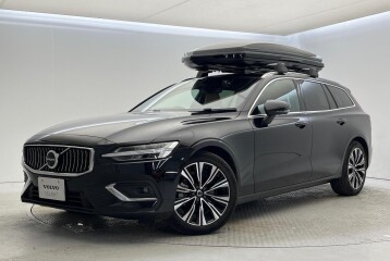 Volvo V60 Ultimate B4, 2023