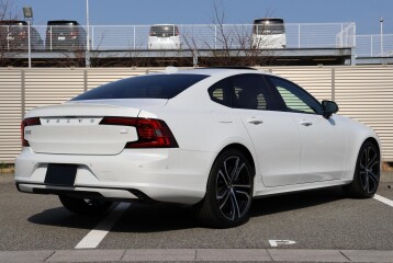 Volvo S90 T8 Geartronic Ultra Bright, 2024