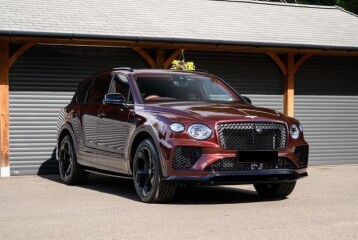 Bentley Bentayga V8, 2026