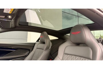 Aston Martin DB12 , 2026