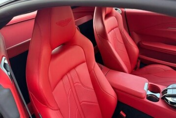 Aston Martin Vantage , 2025