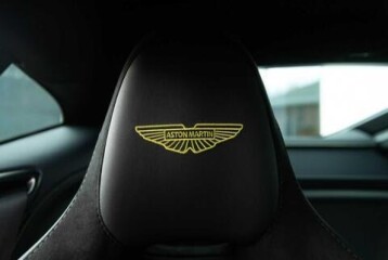 Aston Martin Vantage , 2025
