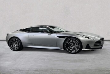 Aston Martin DB12 , 2025