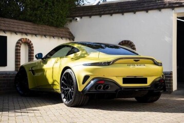 Aston Martin Vantage , 2025