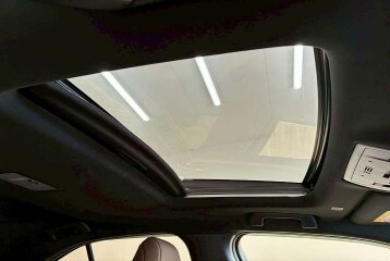 Lexus UX 250h Graceful Explorer, 2023