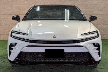 Toyota Crown Z, 2023