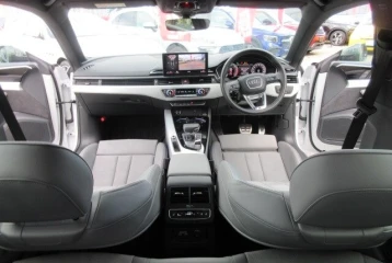 Audi A5 35 TDI S Line, 2023