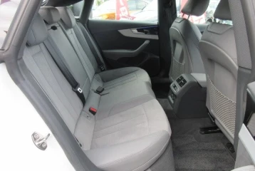 Audi A5 35 TDI S Line, 2023