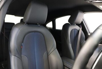 BMW 2 series 218i, 2025