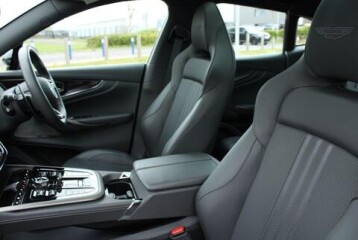Aston Martin DBX 707, 2024
