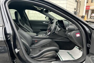 Alfa Romeo Giulia Quadrifoglio, 2024